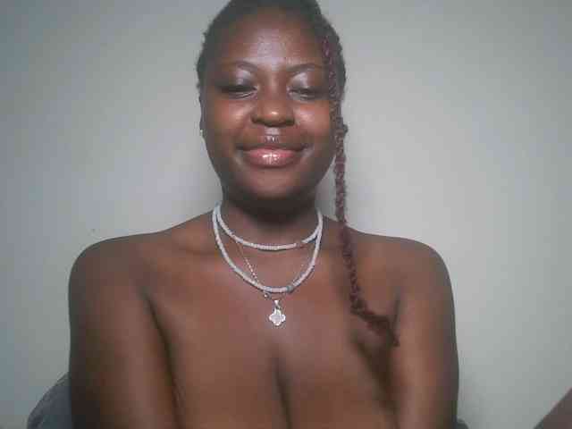 DaisyafterDark_ webcam