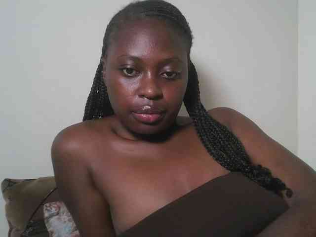 DaisyafterDark_ webcam
