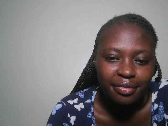 DaisyafterDark_ webcam