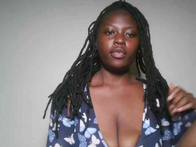 DaisyafterDark_ webcam