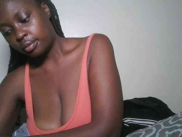 DaisyafterDark_ webcam