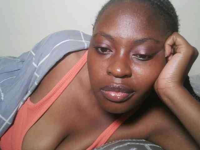 DaisyafterDark_ webcam