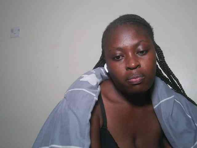 DaisyafterDark_ webcam