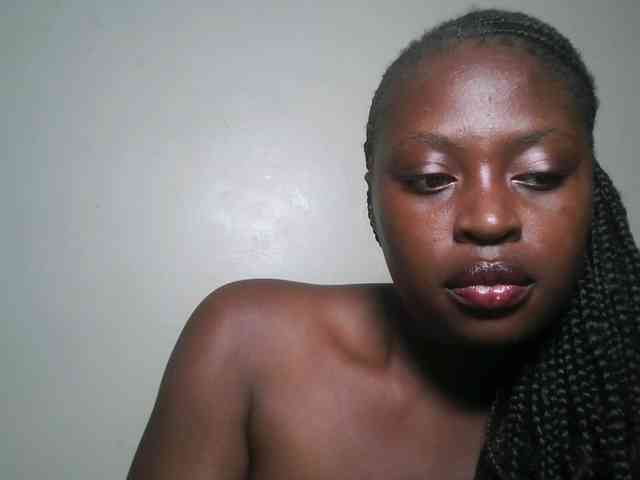DaisyafterDark_ webcam