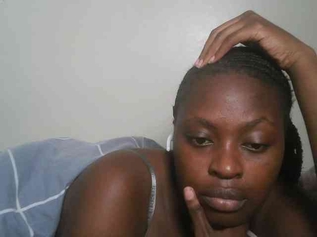 DaisyafterDark_ webcam