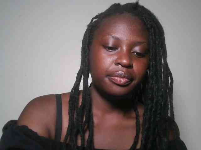 DaisyafterDark_ webcam