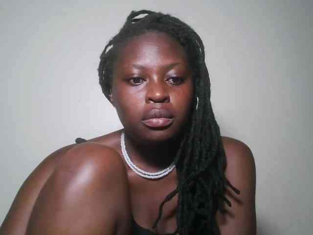 DaisyafterDark_ webcam