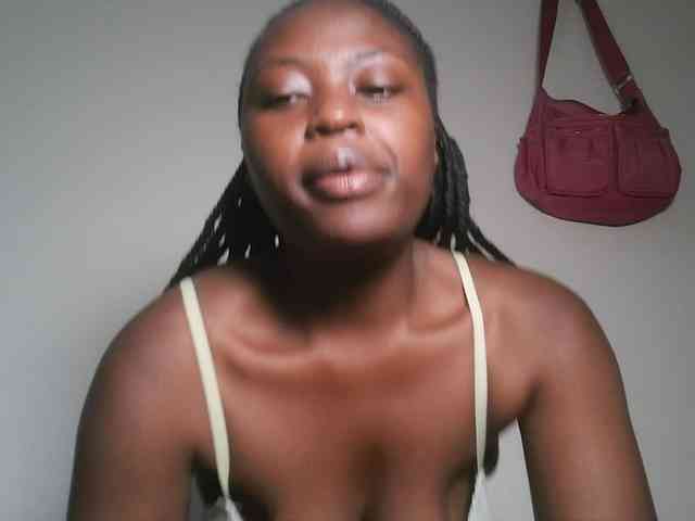 DaisyafterDark_ webcam