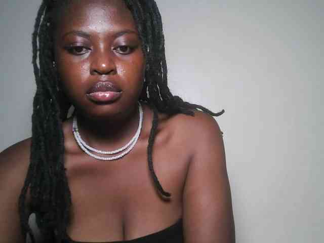 DaisyafterDark_ webcam