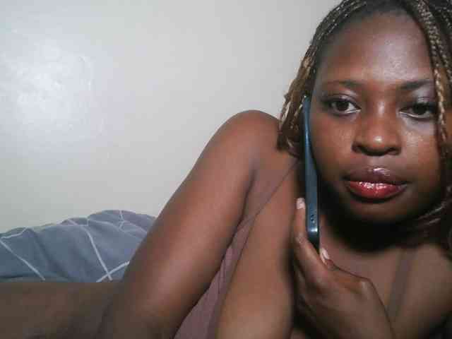 DaisyafterDark_ webcam