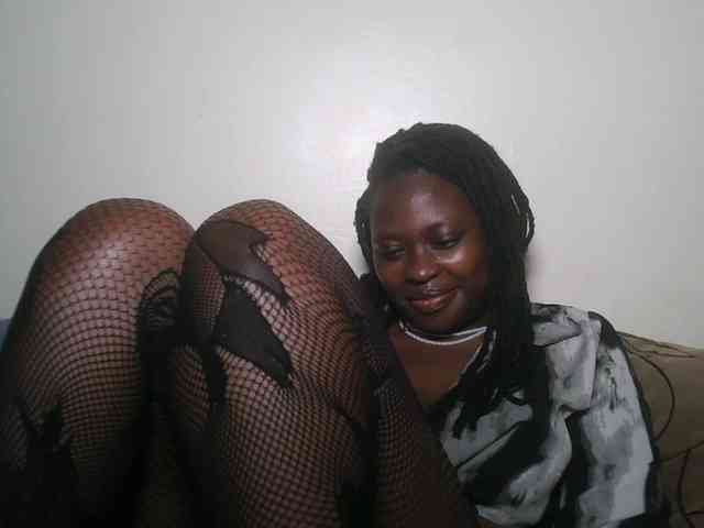 DaisyafterDark_ webcam