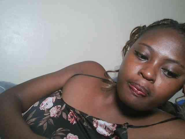 DaisyafterDark_ webcam