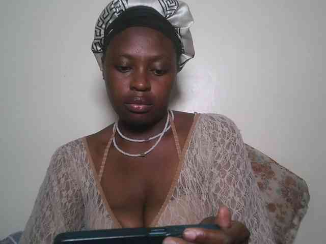 DaisyafterDark_ webcam