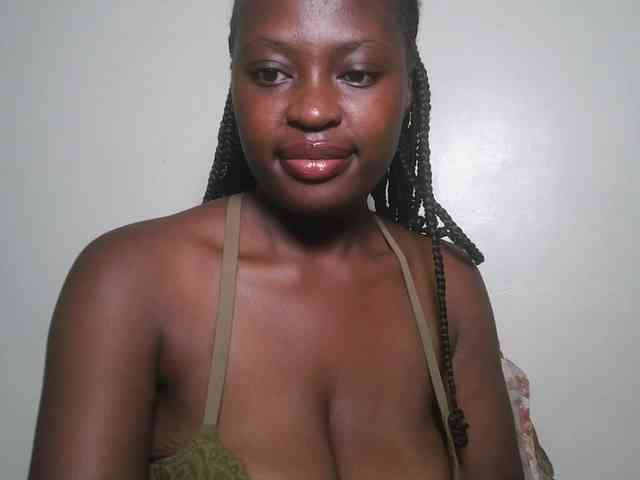 DaisyafterDark_ webcam