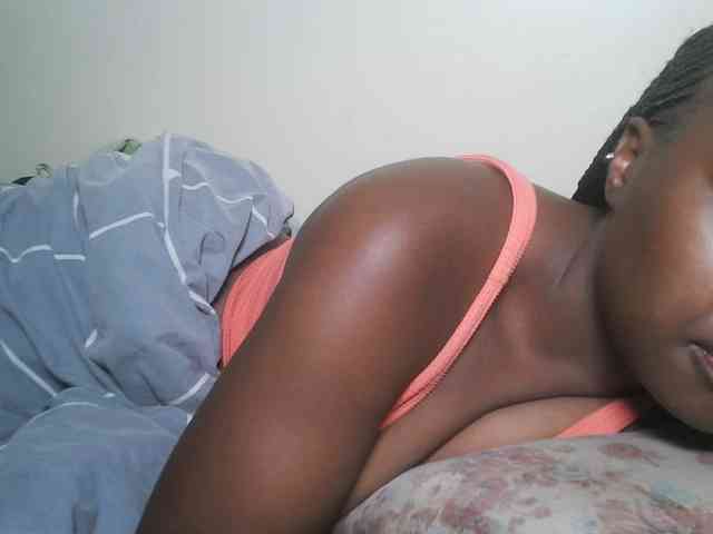 DaisyafterDark_ webcam