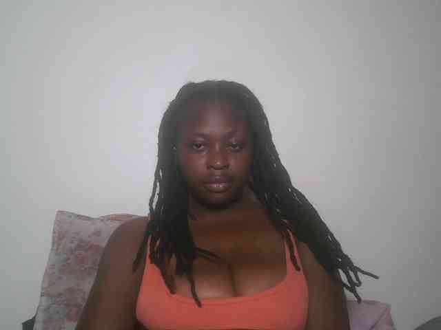 DaisyafterDark_ webcam