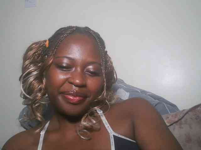 DaisyafterDark_ webcam