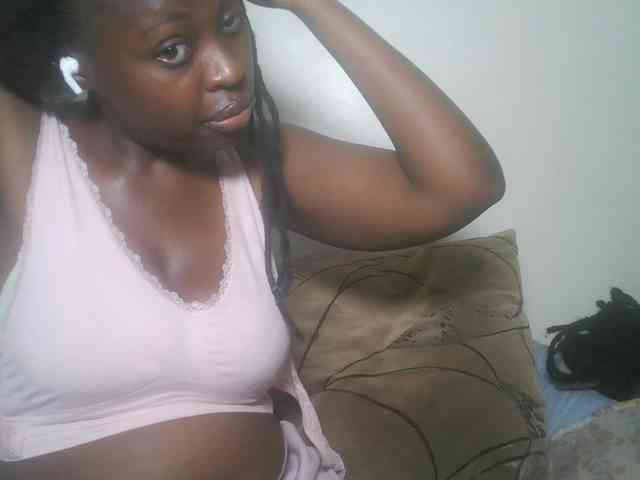 DaisyafterDark_ webcam