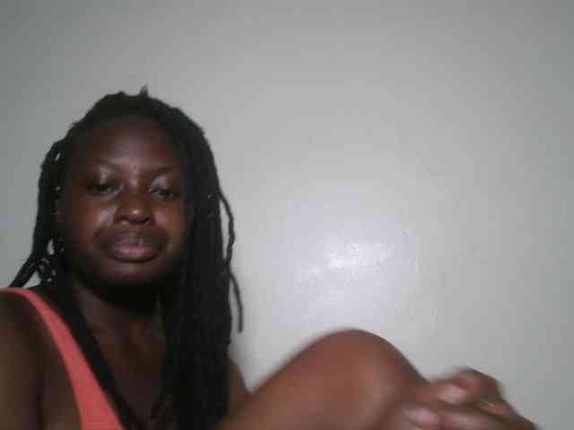 DaisyafterDark_ webcam