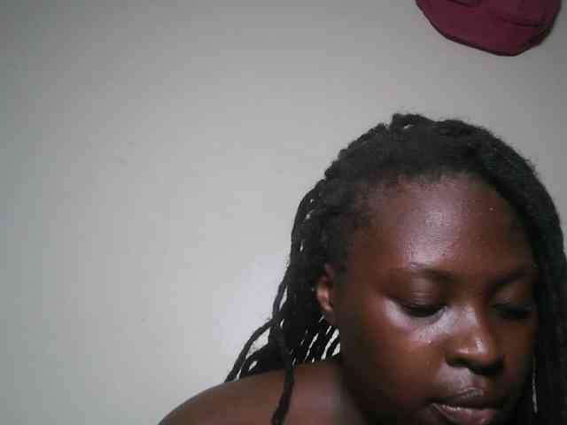 DaisyafterDark_ webcam