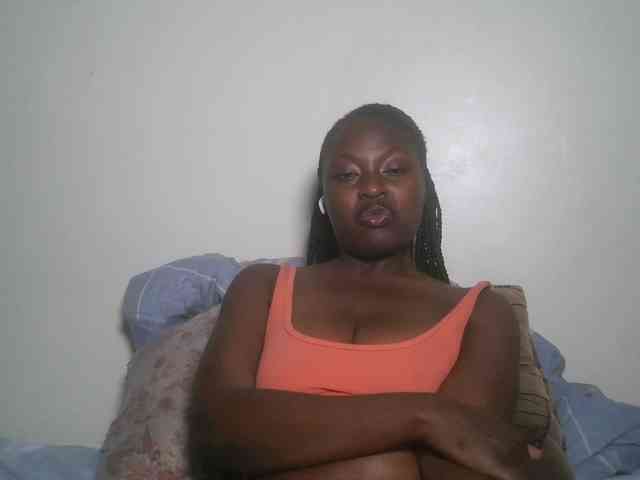 DaisyafterDark_ webcam