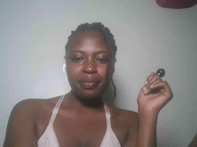 DaisyafterDark_ webcam