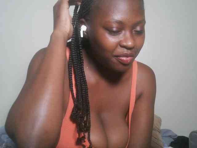 DaisyafterDark_ webcam