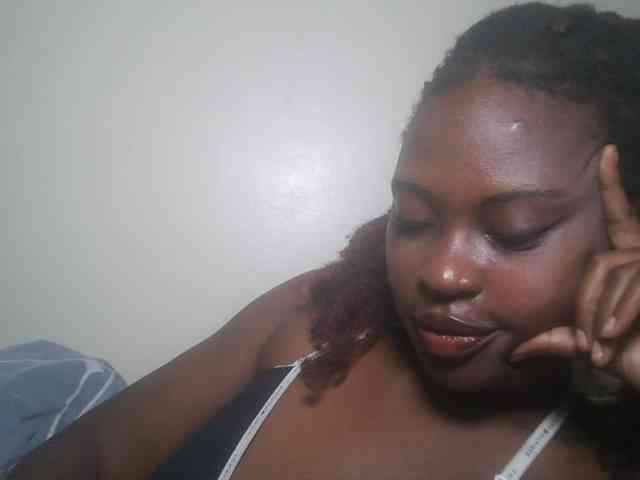 DaisyafterDark_ webcam
