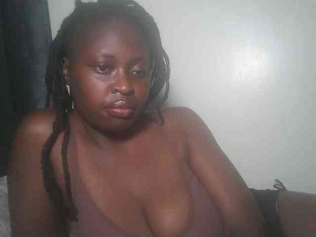 DaisyafterDark_ webcam