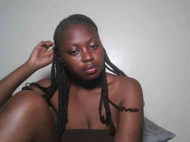 DaisyafterDark_ webcam