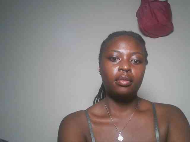 DaisyafterDark_ webcam