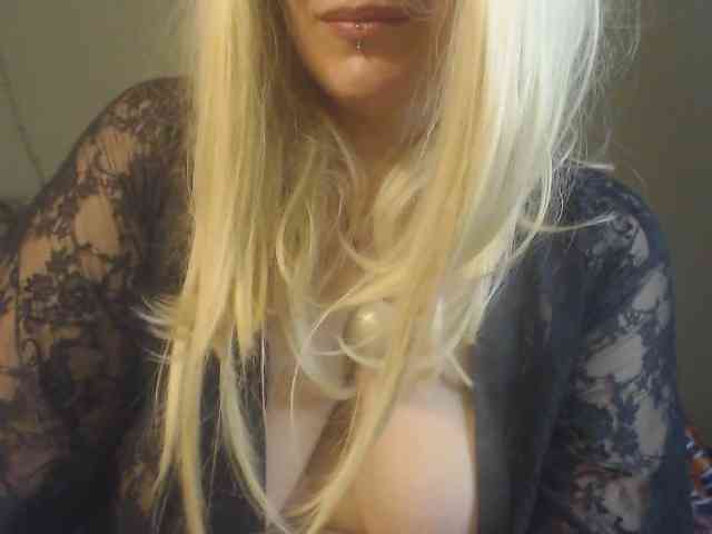 NatHoneyX webcam