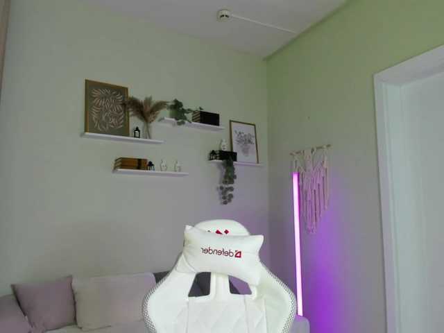 KamillaMurR live cam on BongaCams