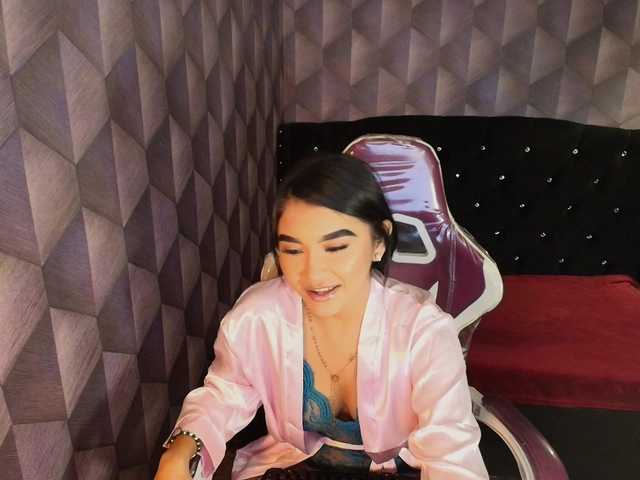 CloeFox live cam on BongaCams