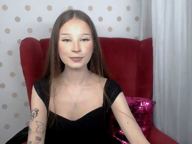 EmilyHoney, live now on BongaCams