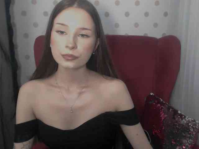 EmilyHoney webcam