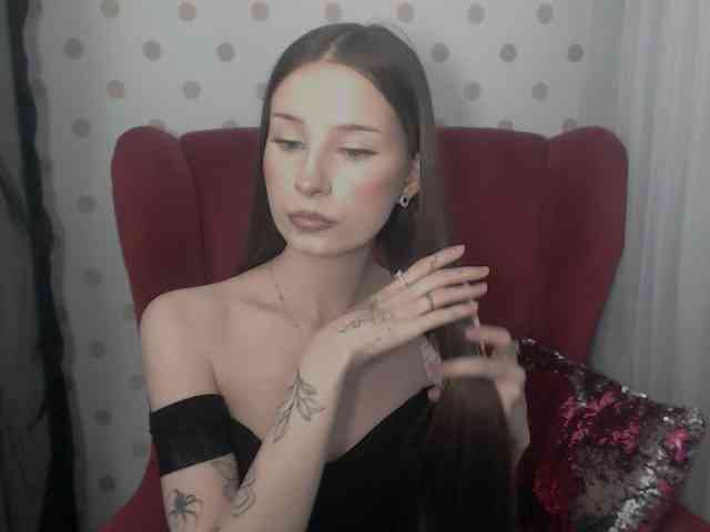 EmilyHoney webcam