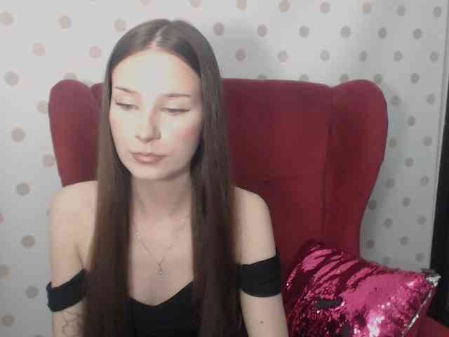 EmilyHoney webcam