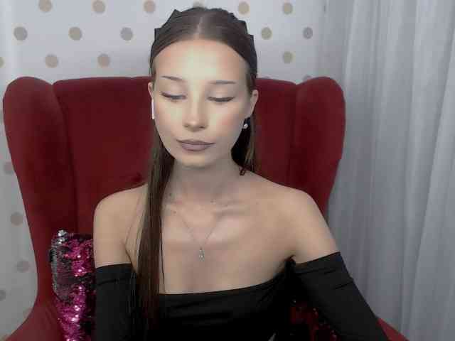 EmilyHoney webcam