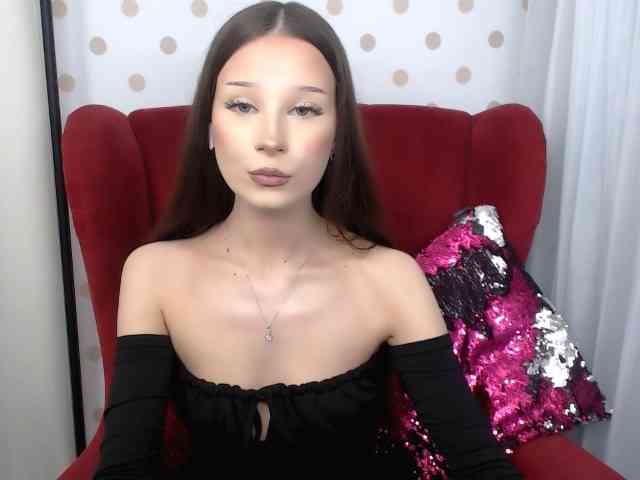 EmilyHoney webcam