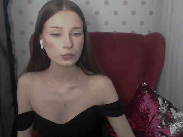 EmilyHoney webcam