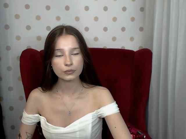 EmilyHoney webcam