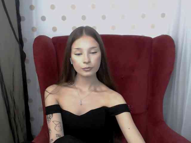 EmilyHoney webcam