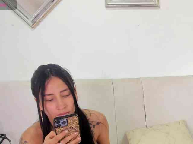 MeganLemay webcam
