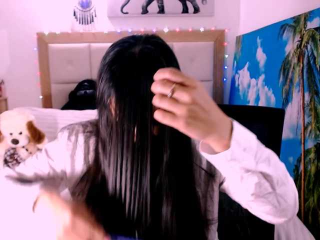 Valentina-Hearts live cam on BongaCams
