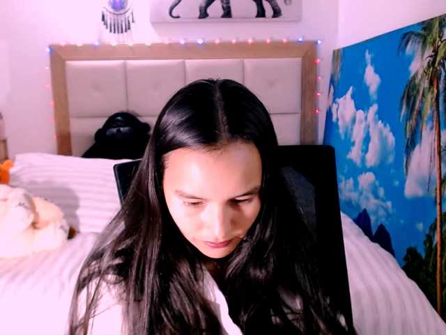 Valentina-Hearts live cam on BongaCams
