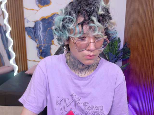 Lyra-tay live cam on BongaCams