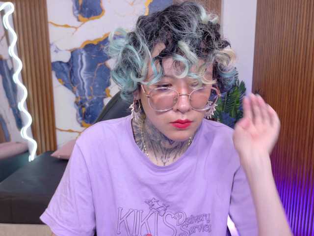 Lyra-tay live webcam show