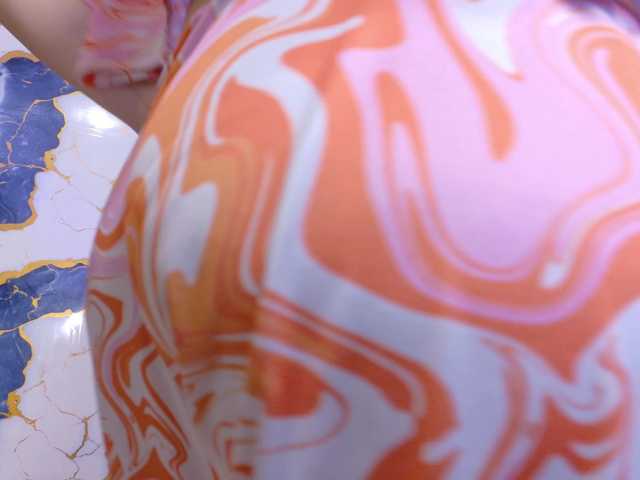 Lyra-tay live cam on BongaCams