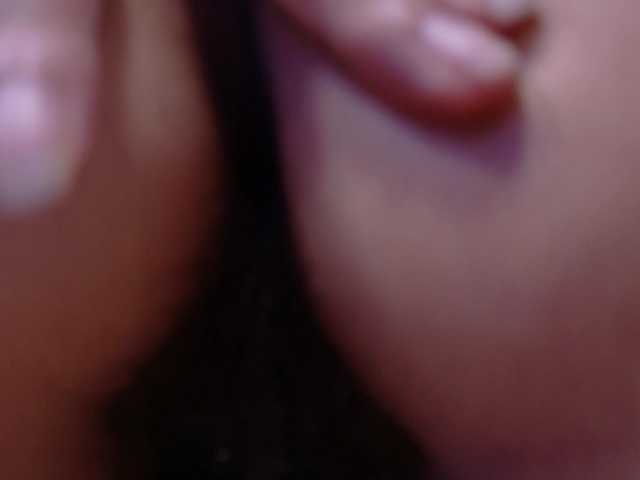 Lyra-tay live cam on BongaCams
